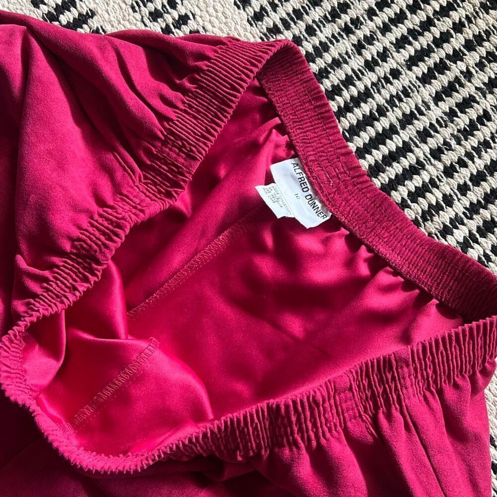 Alfred Dunner Size 16 Hot Pink Suede Capri Ankle Pants Comfort pants - Picture 6 of 7